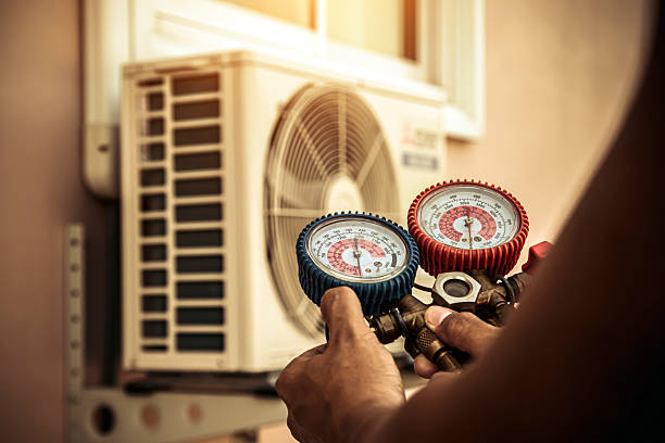 Professional Hvac Maintenance technician working in Ocean Park, WA